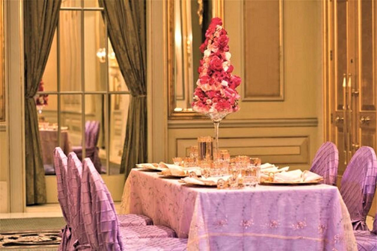 モーベンピック ホテル アル コバール アル・コバール エクステリア 写真 The interior of the restaurant