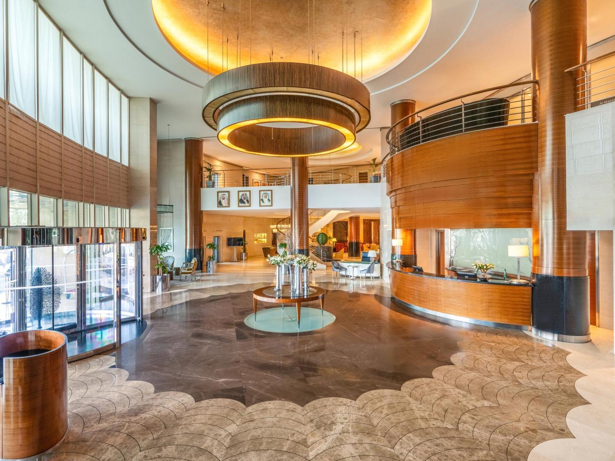 モーベンピック ホテル アル コバール アル・コバール エクステリア 写真 Lobby