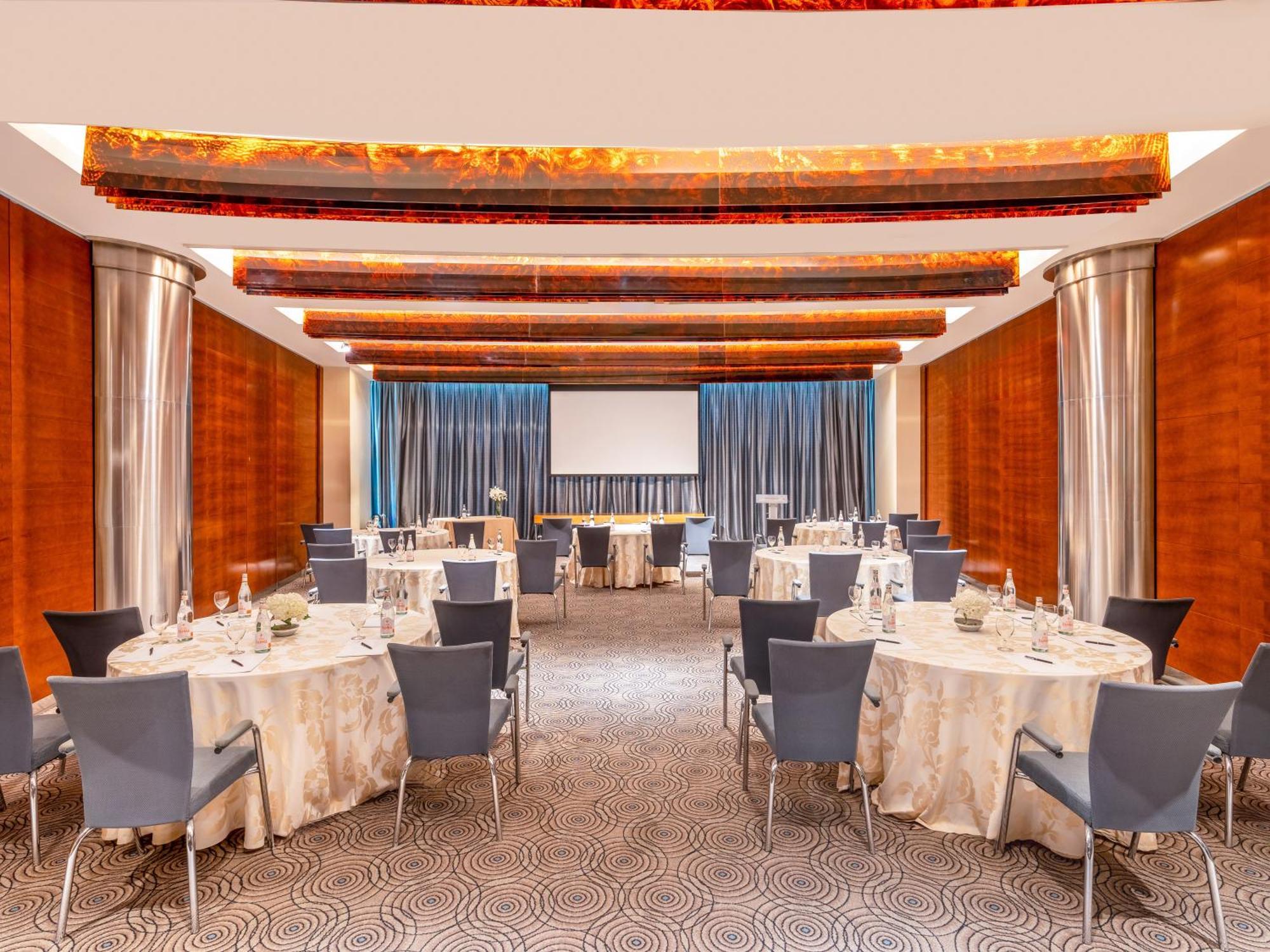 モーベンピック ホテル アル コバール アル・コバール エクステリア 写真 The Westin Meeting Room