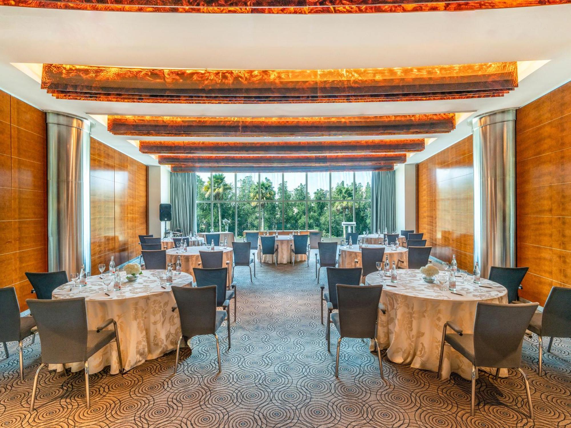 モーベンピック ホテル アル コバール アル・コバール エクステリア 写真 The Westin Hyderabad Hiranandani